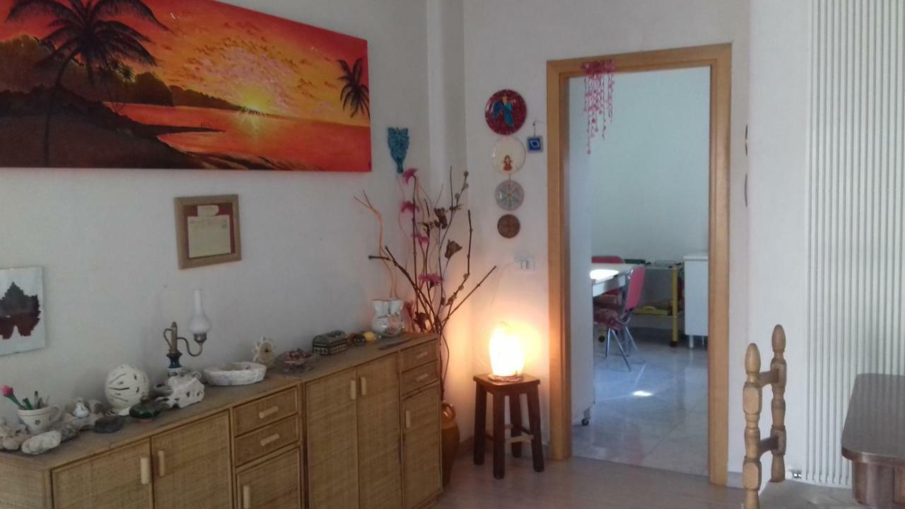 Casa Loredana Конверсано Екстериор снимка