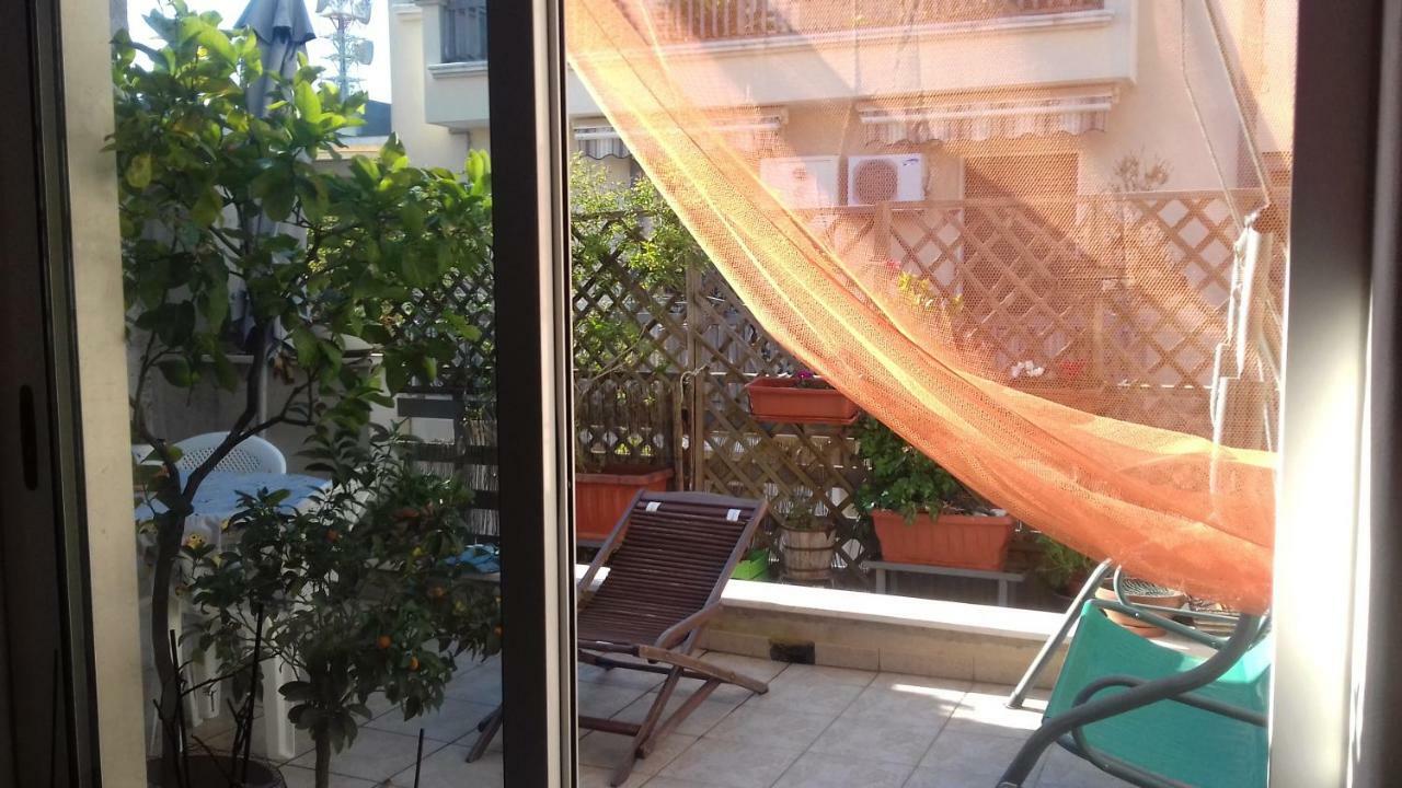 Casa Loredana Конверсано Екстериор снимка