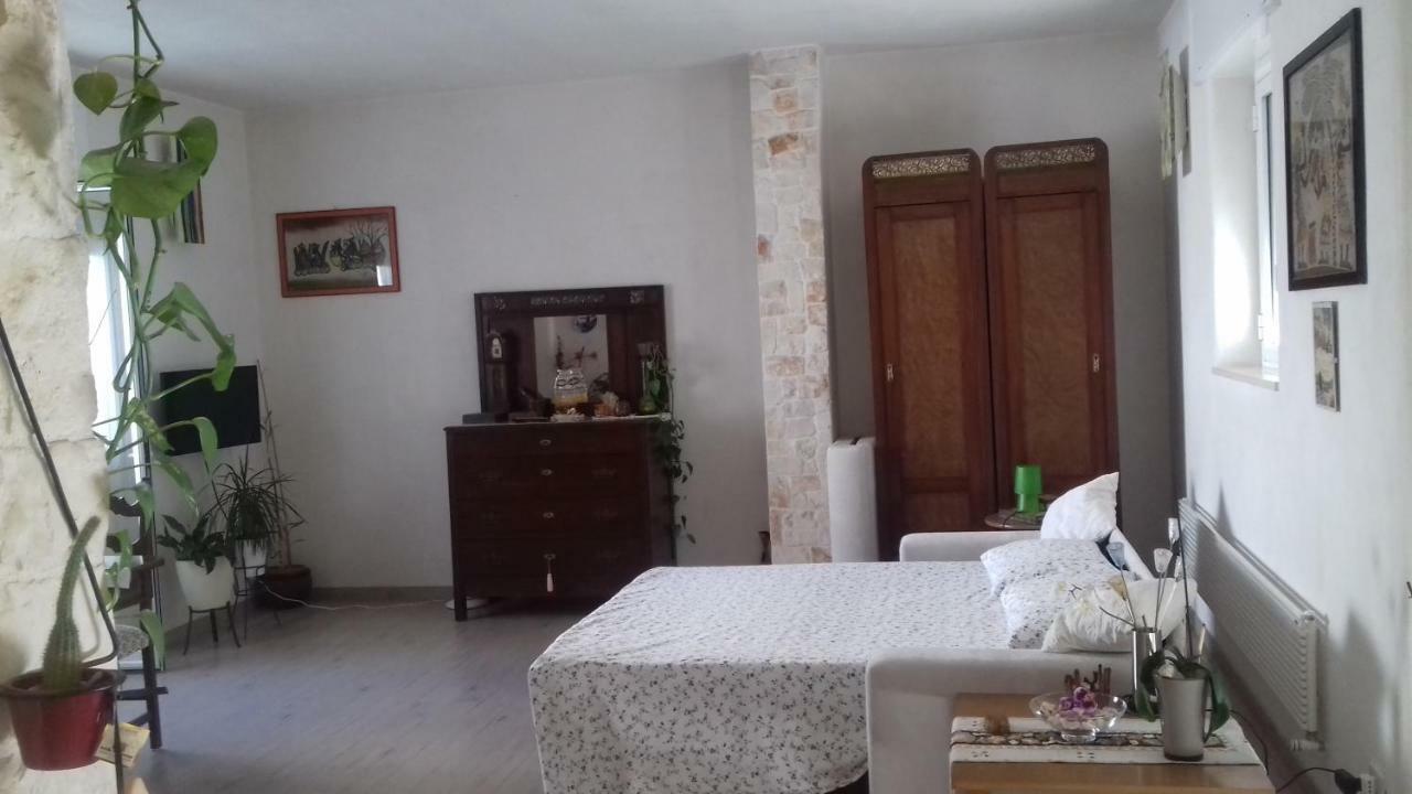 Casa Loredana Конверсано Екстериор снимка